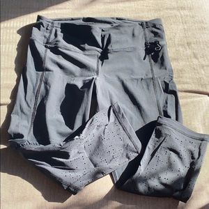 Cropped Lululemon leggings